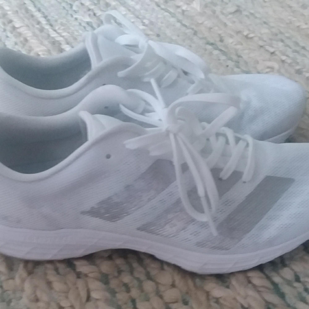 Women's Adidas sneakers  white size 7.5